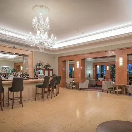 Riu Plaza The Gresham Dublin-3